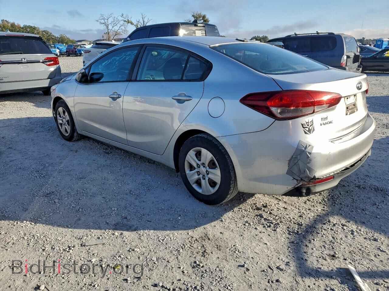 2017 KIA FORTE - VIN: 3KPFK4A78HE013377 - Фото 2