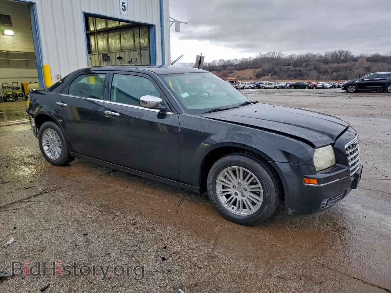 2010 CHRYSLER 300 - VIN: 2C3CA1CV9AH255884 - Фото 4