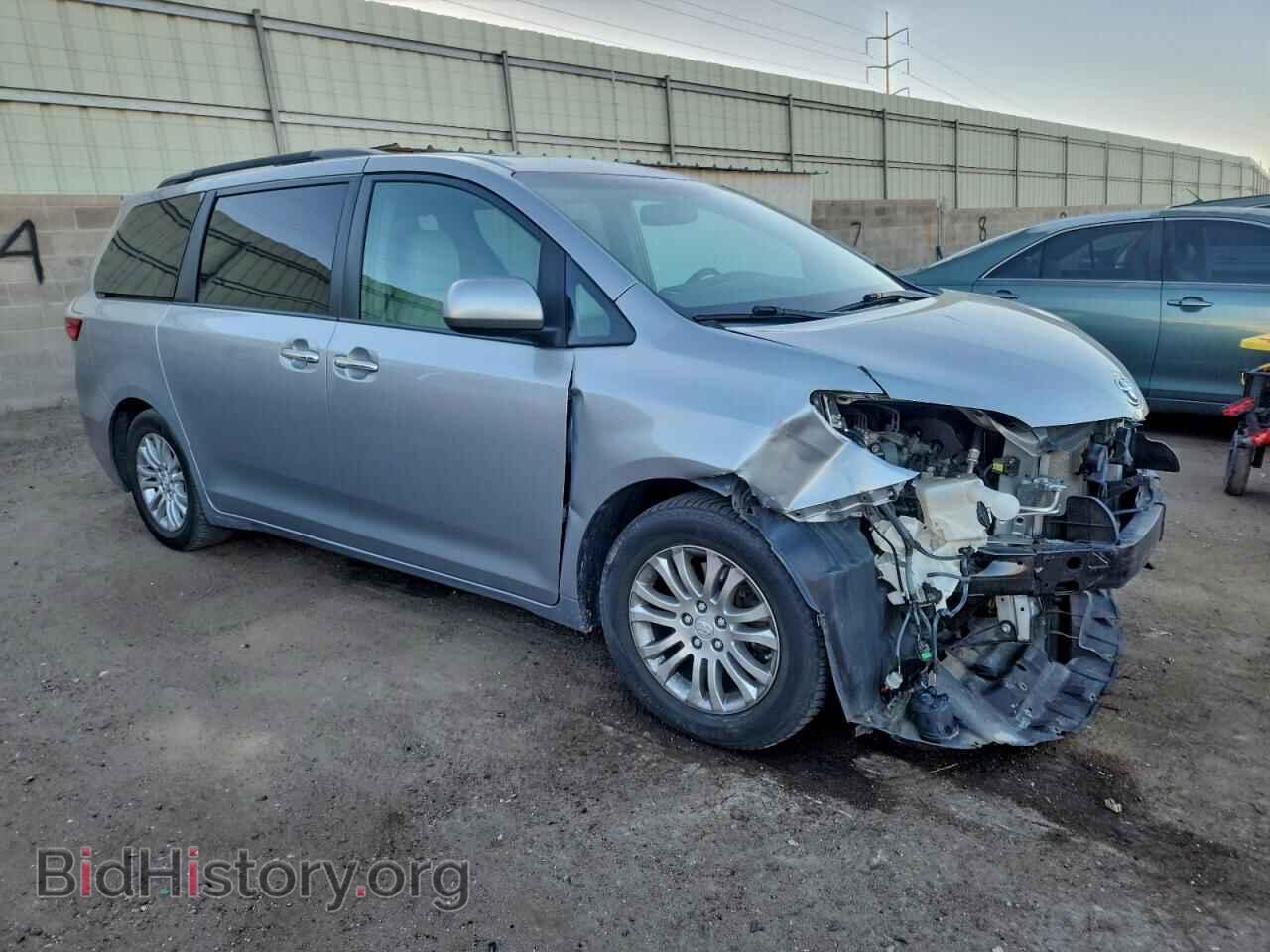 2016 TOYOTA All Models - VIN: 5TDYK3DC7GS702939 - Фото 4