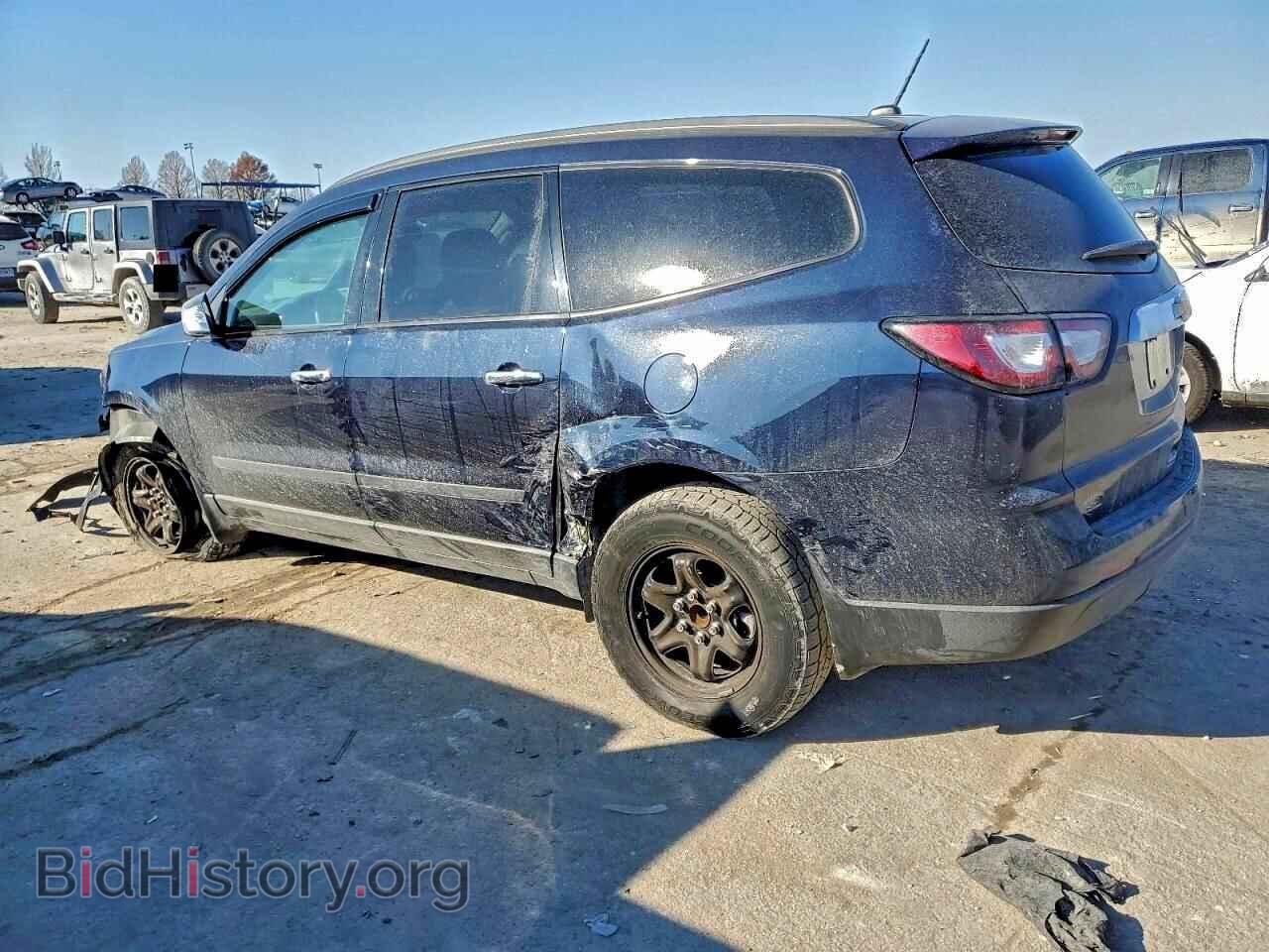 2015 CHEVROLET TRAVERSE - VIN: 1GNKRFED0FJ387253 - Фото 2