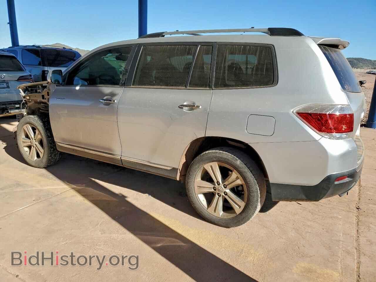 2013 TOYOTA HIGHLANDER - VIN: 5TDYK3EH8DS141575 - Фото 2