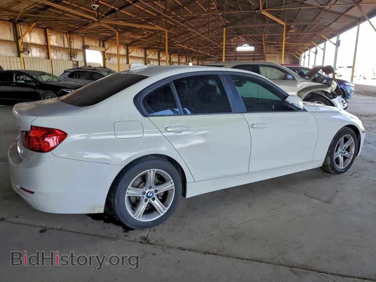 2013 BMW 3 SERIES - VIN: WBA3B3C53DF534318 - Фото 3