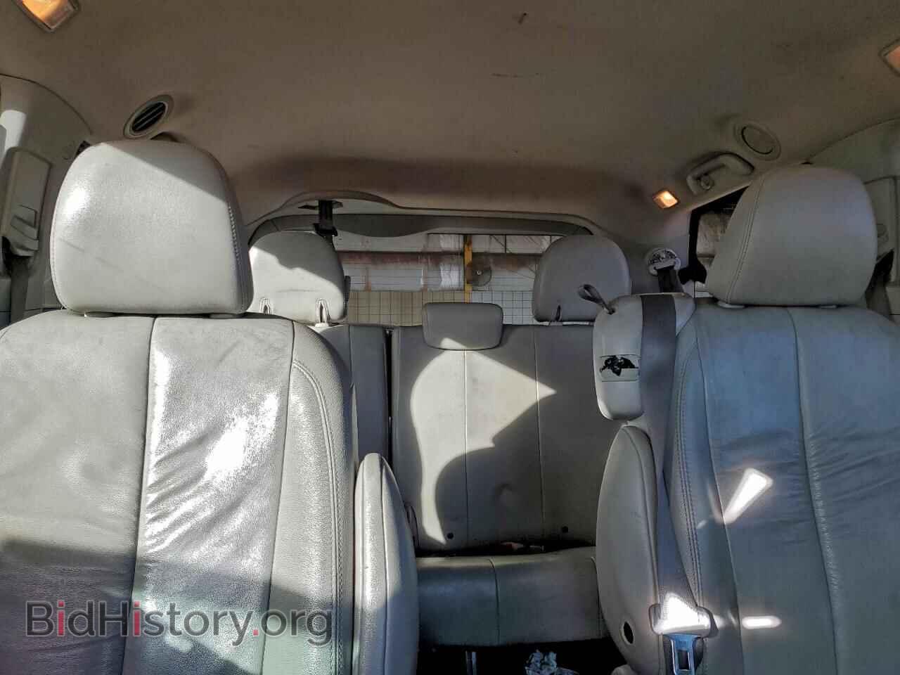 2011 TOYOTA All Models - VIN: 5TDYK3DC2BS044908 - Photo 10