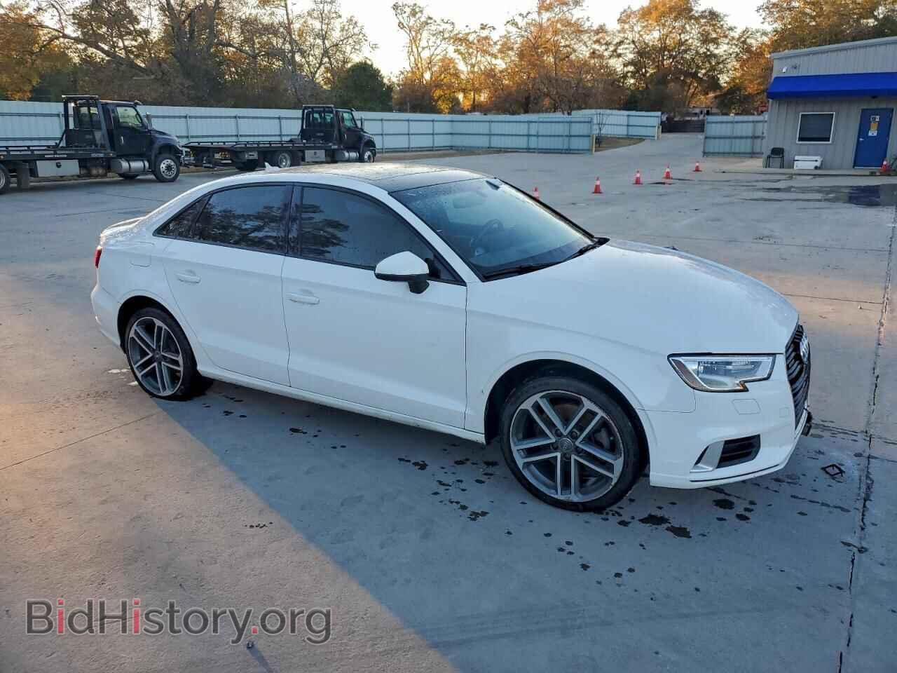 2018 AUDI A3 - VIN: WAUB8GFF5J1044963 - Фото 4