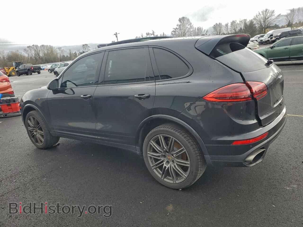 2017 PORSCHE CAYENNE - VIN: WP1AA2A26HKA86362 - Фото 2