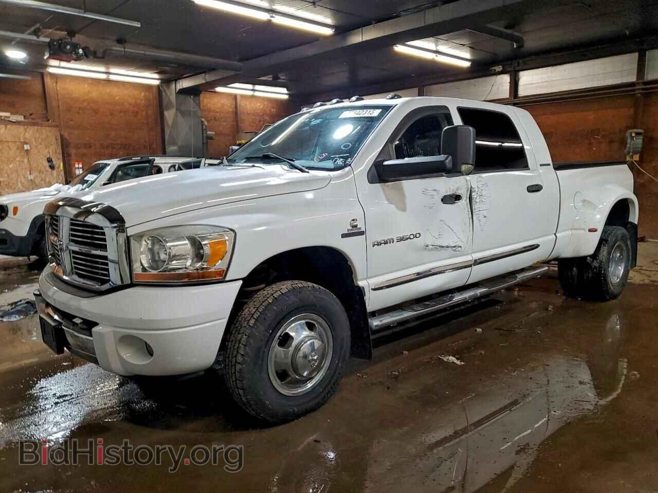 Фотография 3D7MX49C16G262489 - DODGE All Models 2006