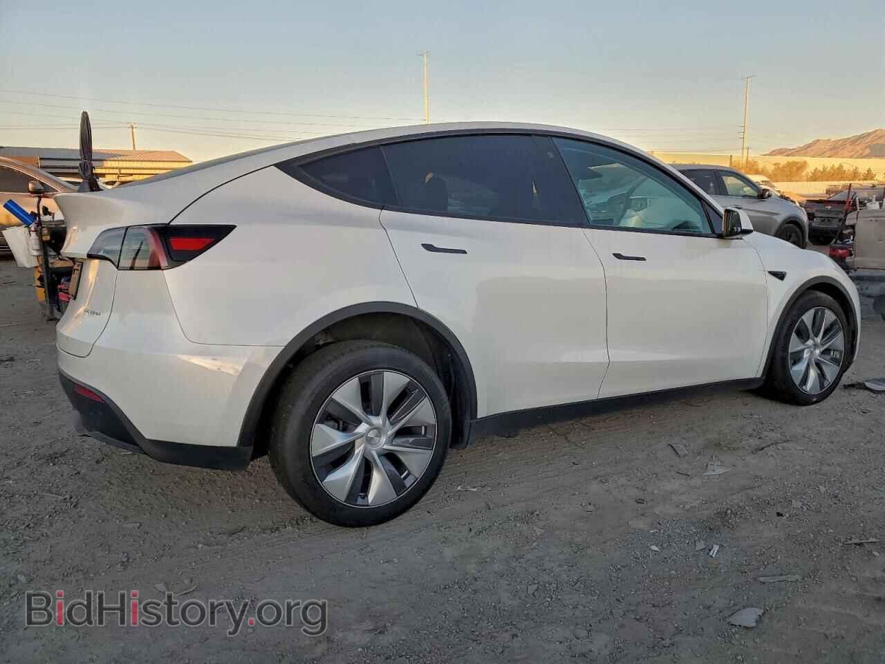 2023 TESLA MODEL Y - VIN: 7SAYGDEE0PA053660 - Фото 3