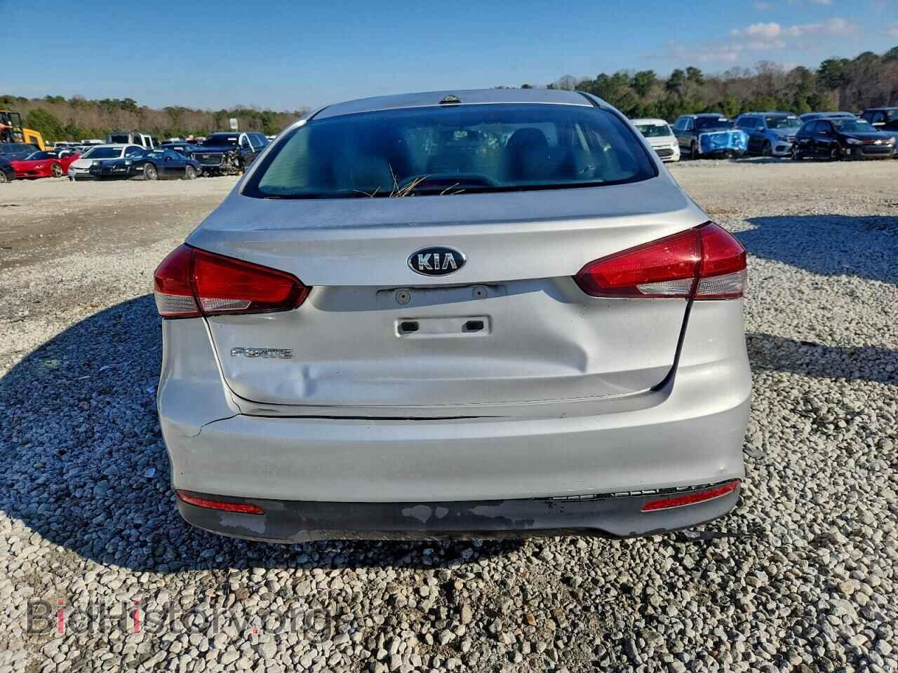 2017 KIA FORTE - VIN: 3KPFK4A7XHE030830 - Фото 6