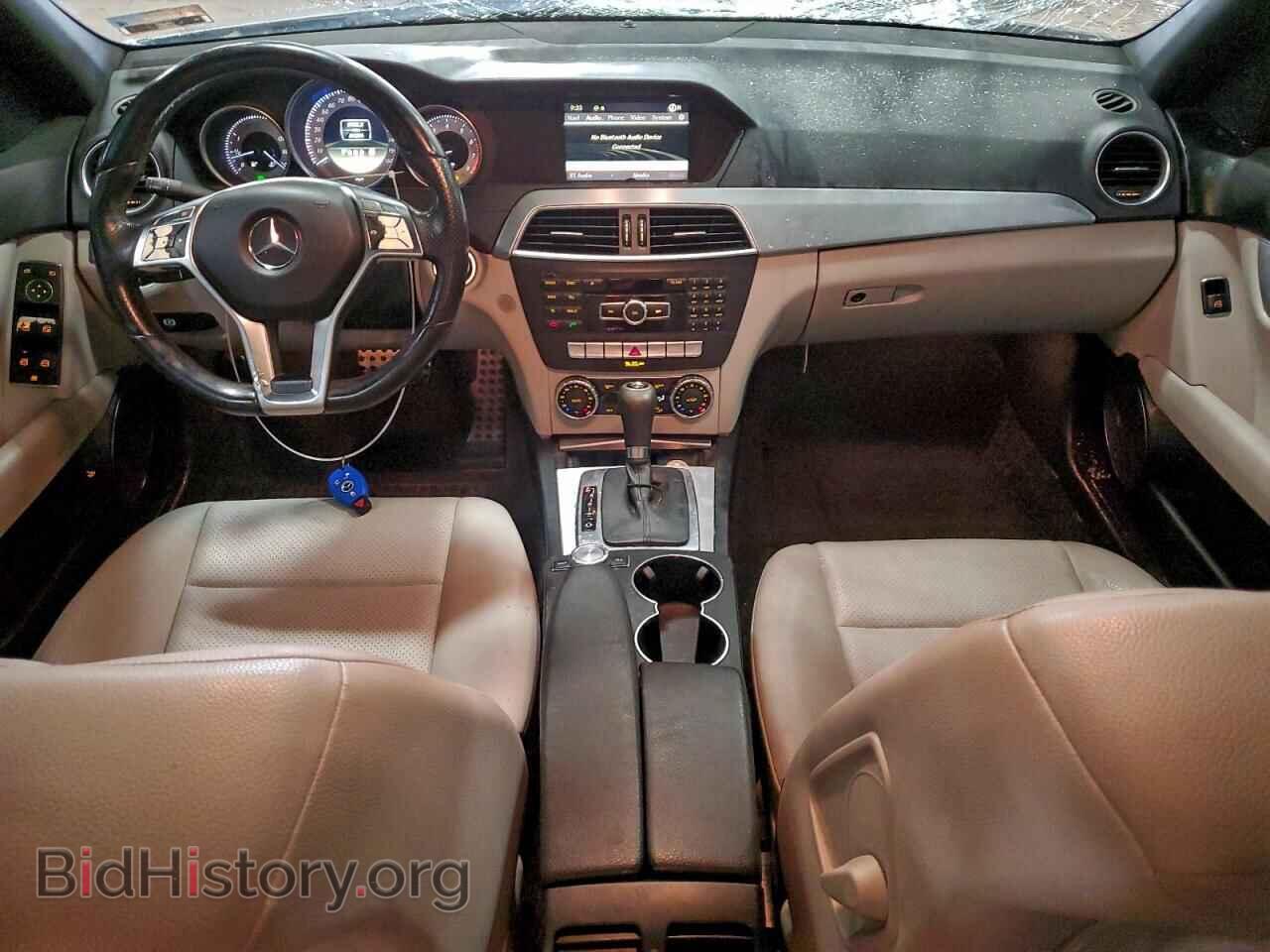 2012 MERCEDES-BENZ C-CLASS - VIN: WDDGF4HB0CA612620 - Фото 8