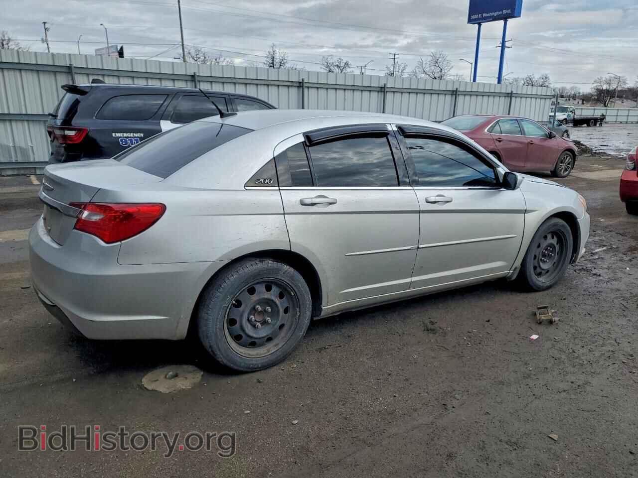 2012 CHRYSLER 200 - VIN: 1C3CCBAG1CN295231 - Фото 3