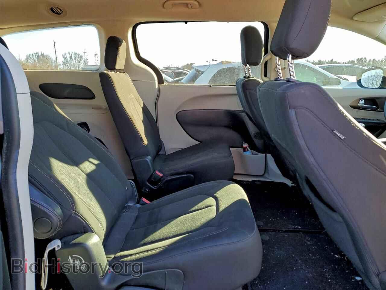 2018 CHRYSLER PACIFICA - VIN: 2C4RC1FG2JR125579 - Photo 11