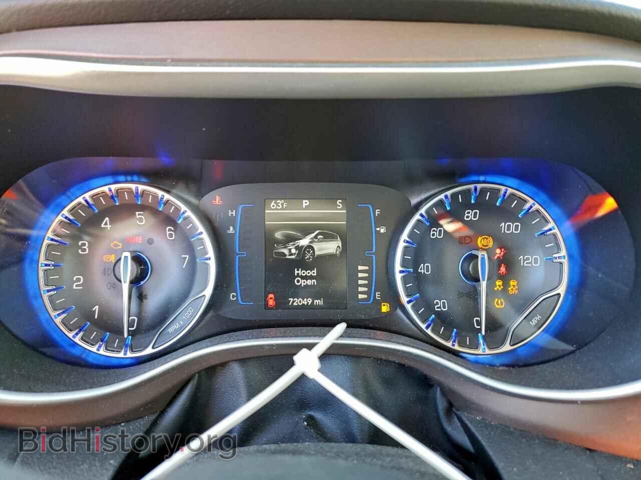 2018 CHRYSLER PACIFICA - VIN: 2C4RC1FG2JR125579 - Photo 9