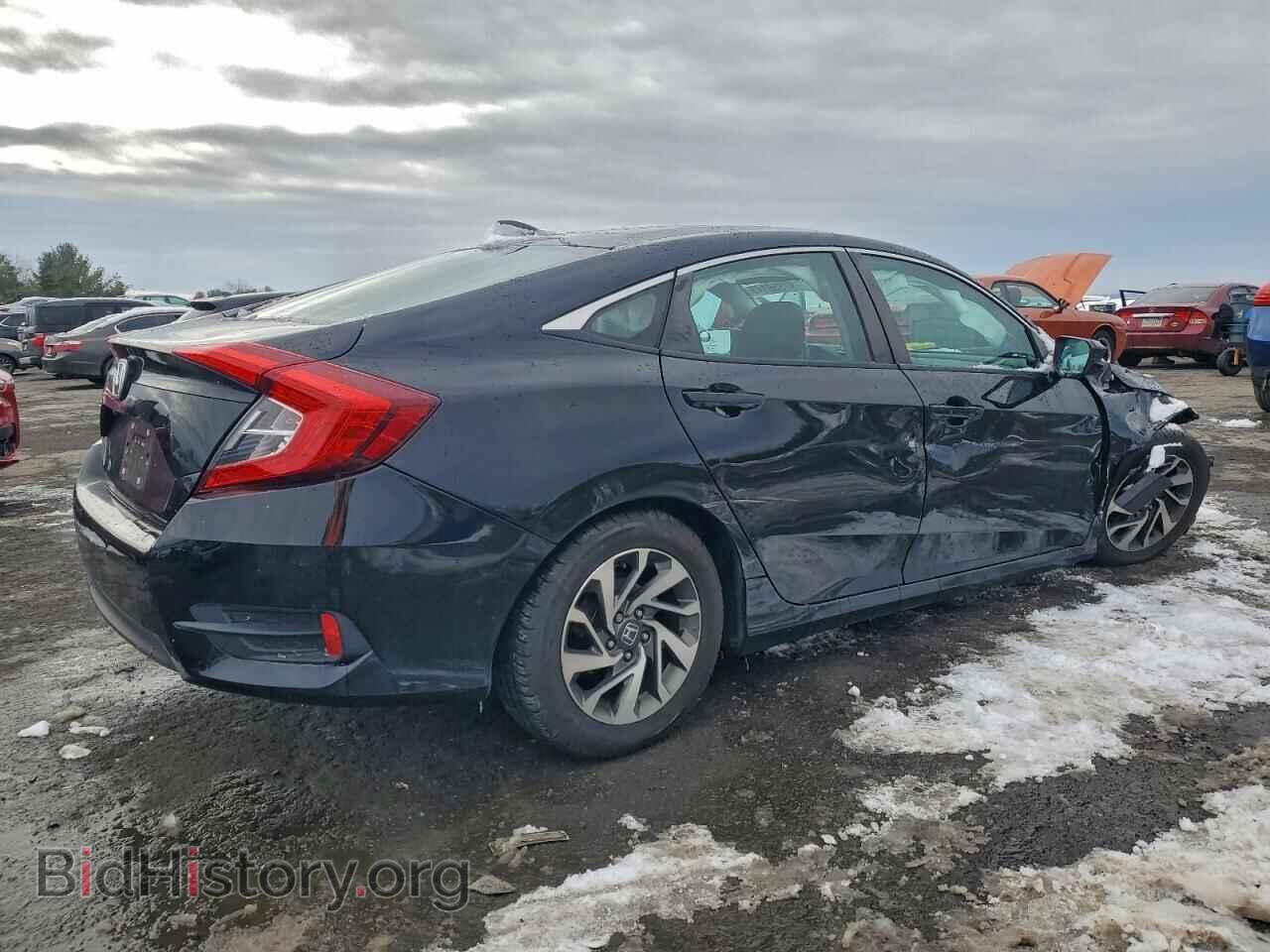 2018 HONDA CIVIC - VIN: 2HGFC2F7XJH584309 - Фото 3