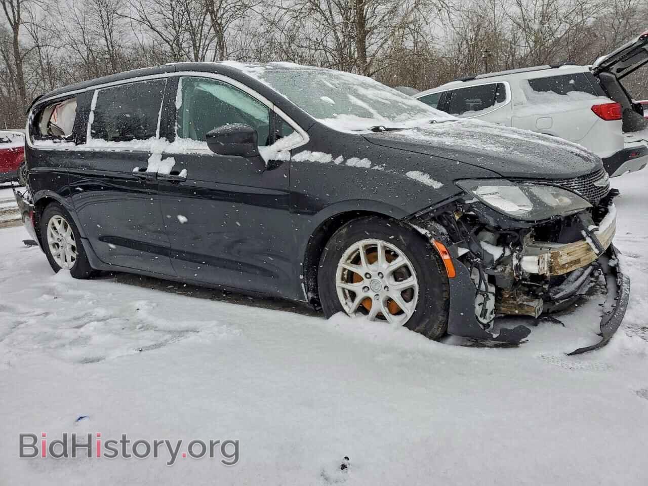 2017 CHRYSLER PACIFICA - VIN: 2C4RC1DG4HR588420 - Фото 4