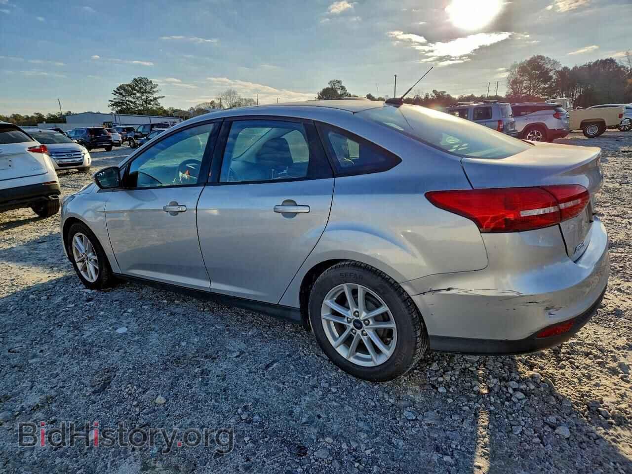 2016 FORD FOCUS - VIN: 1FADP3F2XGL381619 - Фото 2