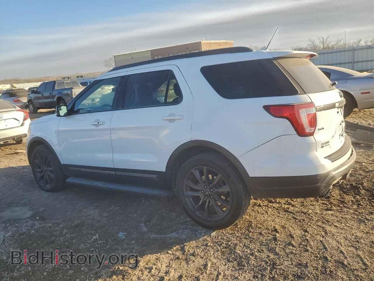 2018 FORD EXPLORER - VIN: 1FM5K8D87JGB98126 - Фото 2