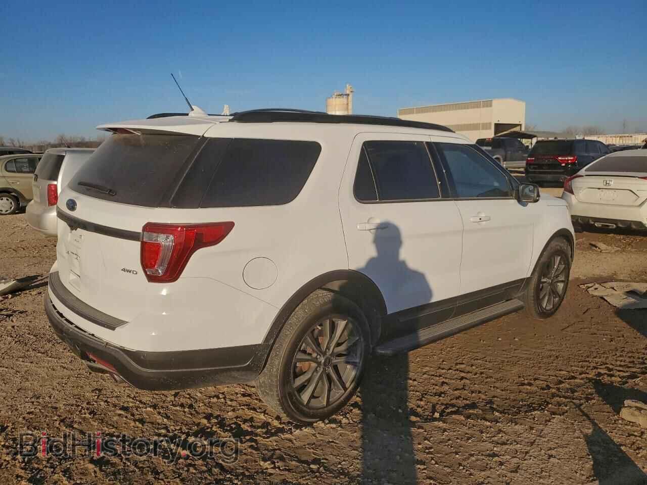 2018 FORD EXPLORER - VIN: 1FM5K8D87JGB98126 - Фото 3