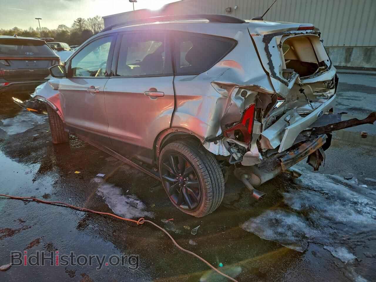 2017 FORD ESCAPE - VIN: 1FMCU9G98HUC40892 - Фото 2