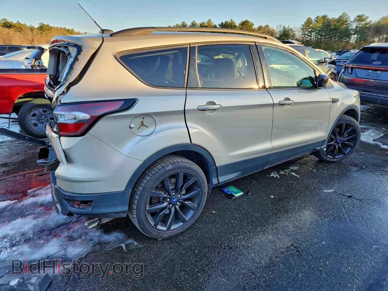 2017 FORD ESCAPE - VIN: 1FMCU9G98HUC40892 - Фото 3