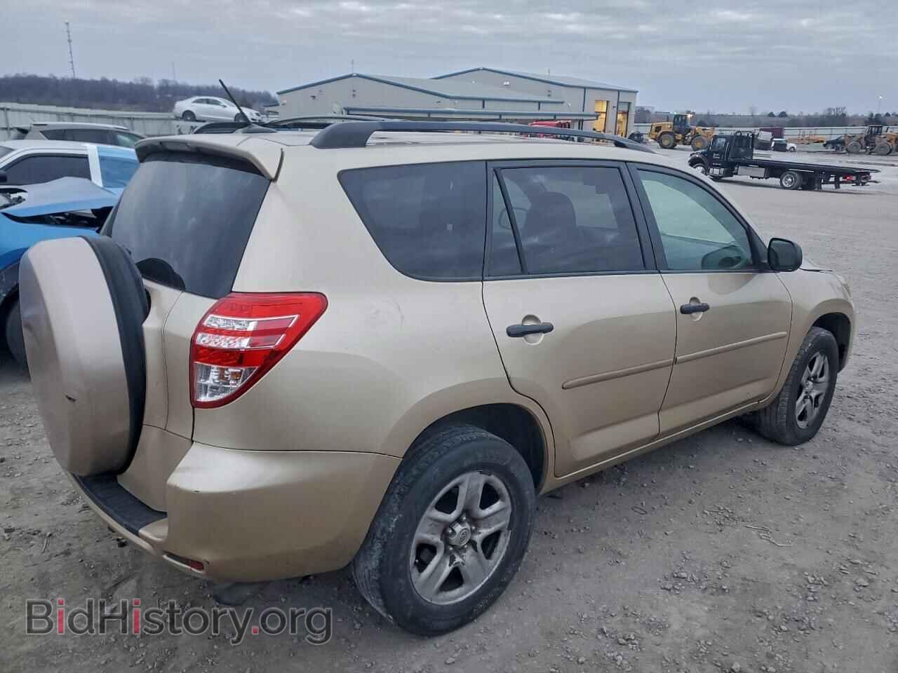 2011 TOYOTA RAV4 - VIN: 2T3ZF4DV0BW083205 - Фото 3