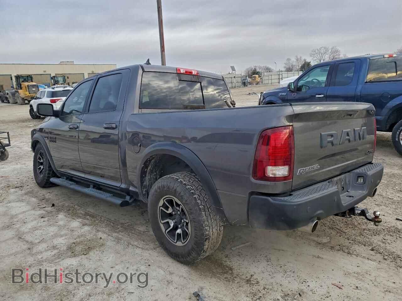 2018 RAM 1500 - VIN: 1C6RR7YT8JS113504 - Фото 2