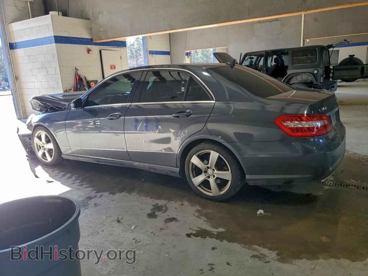 2011 MERCEDES-BENZ E-CLASS - VIN: WDDHF8HB4BA293152 - Фото 2