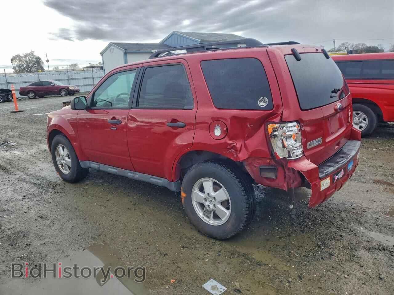 2011 FORD ESCAPE - VIN: 1FMCU9D75BKC11629 - Фото 2