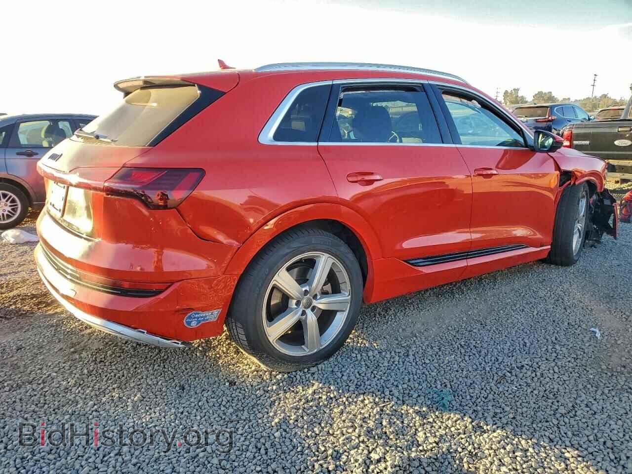 2019 AUDI E-TRON - VIN: WA1LAAGE2KB014503 - Фото 3