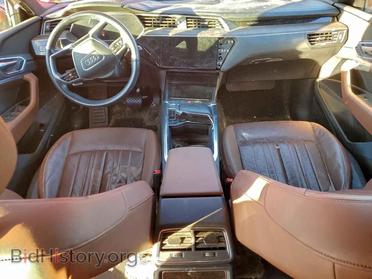 2019 AUDI E-TRON - VIN: WA1LAAGE2KB014503 - Фото 8