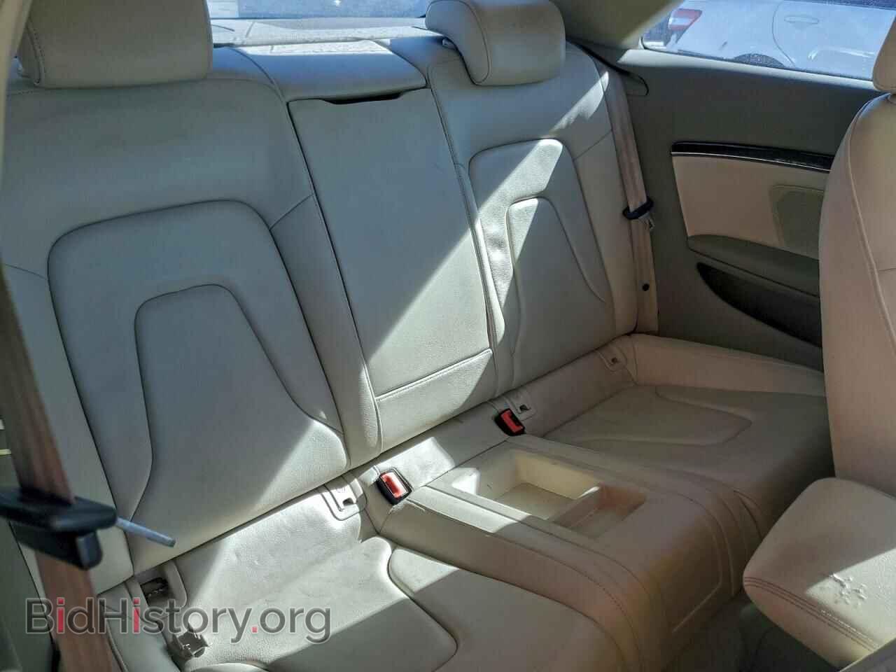 2011 AUDI A5 - VIN: WAULFAFR6BA045588 - Photo 10