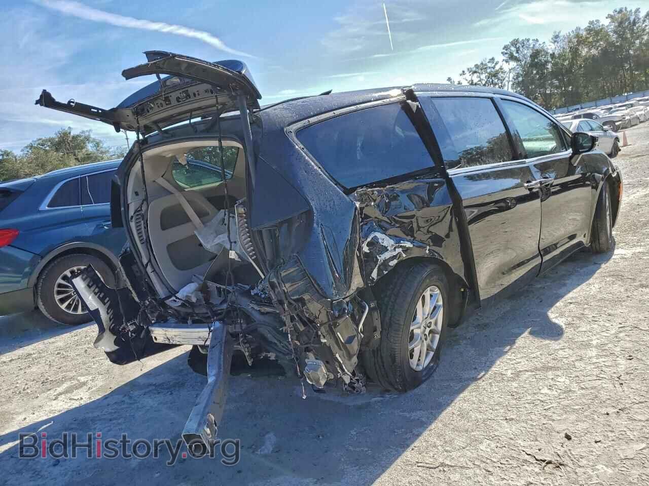 2024 CHRYSLER PACIFICA - VIN: 2C4RC1BG6RR146131 - Фото 3