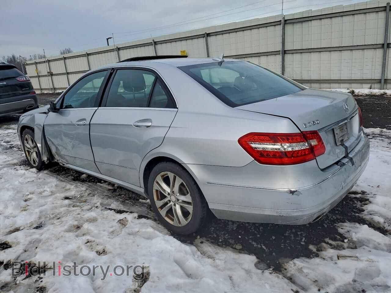 2011 MERCEDES-BENZ E-CLASS - VIN: WDDHF8HB9BA497123 - Фото 2