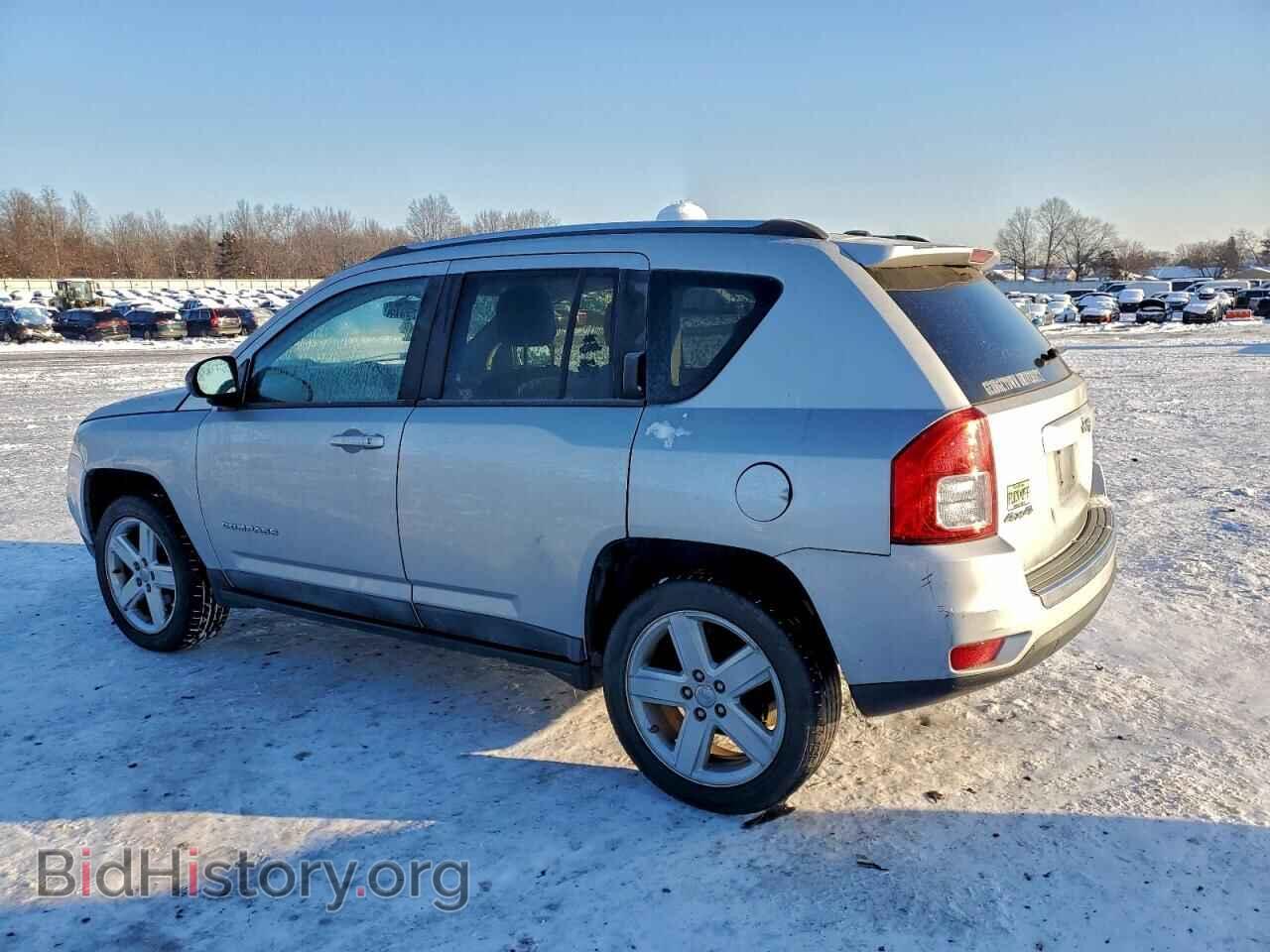 2011 JEEP COMPASS - VIN: 1J4NF5FBXBD161214 - Photo 2
