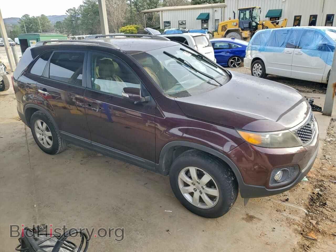 2011 KIA SORENTO - VIN: 5XYKT4A17BG095121 - Фото 4