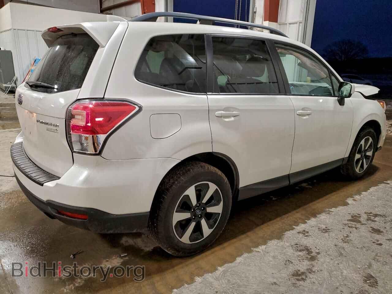 2017 SUBARU FORESTER - VIN: JF2SJAEC3HH402981 - Фото 3