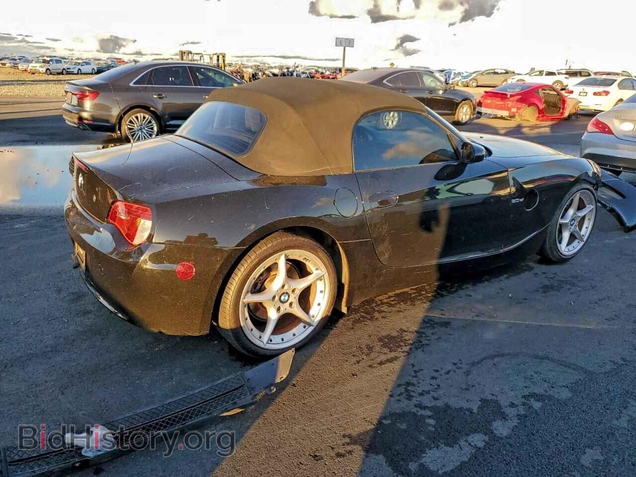 2006 BMW Z4 - VIN: 4USBU53546LX01174 - Фото 3