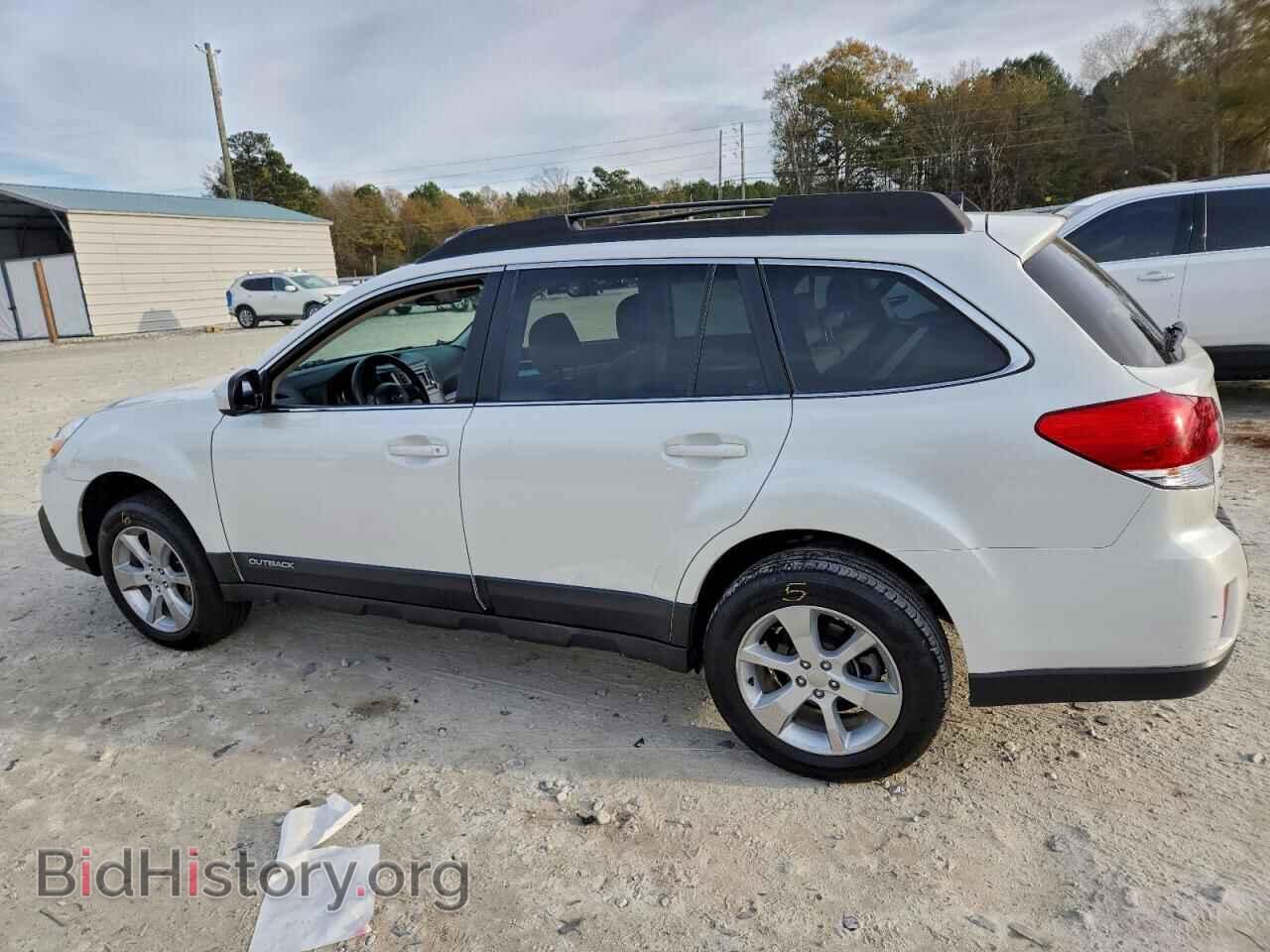 2014 SUBARU OUTBACK - VIN: 4S4BRBCC4E3307849 - Photo 2