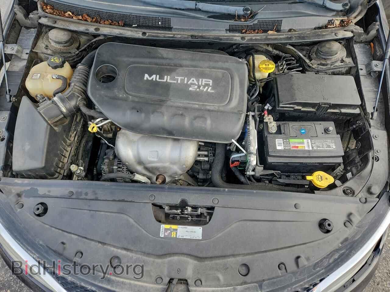 2016 CHRYSLER 200 - VIN: 1C3CCCAB2GN103542 - Фото 11