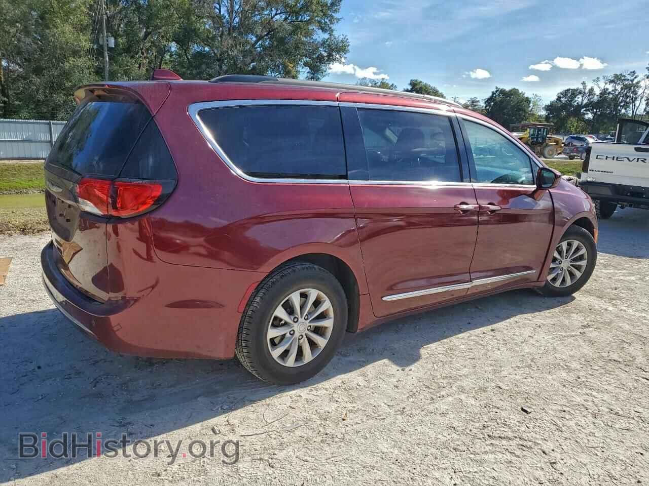 2017 CHRYSLER PACIFICA - VIN: 2C4RC1BG1HR832561 - Фото 3