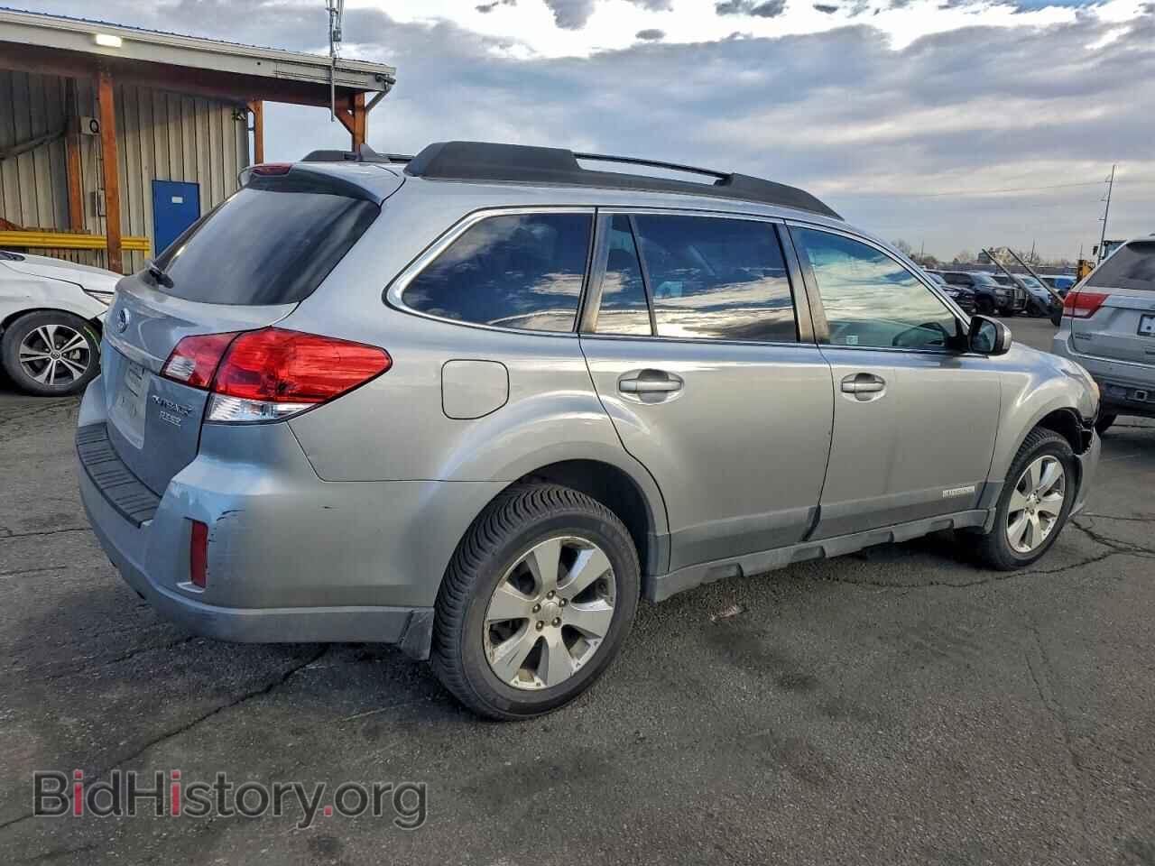 2011 SUBARU OUTBACK - VIN: 4S4BRBKC8B3319175 - Фото 3