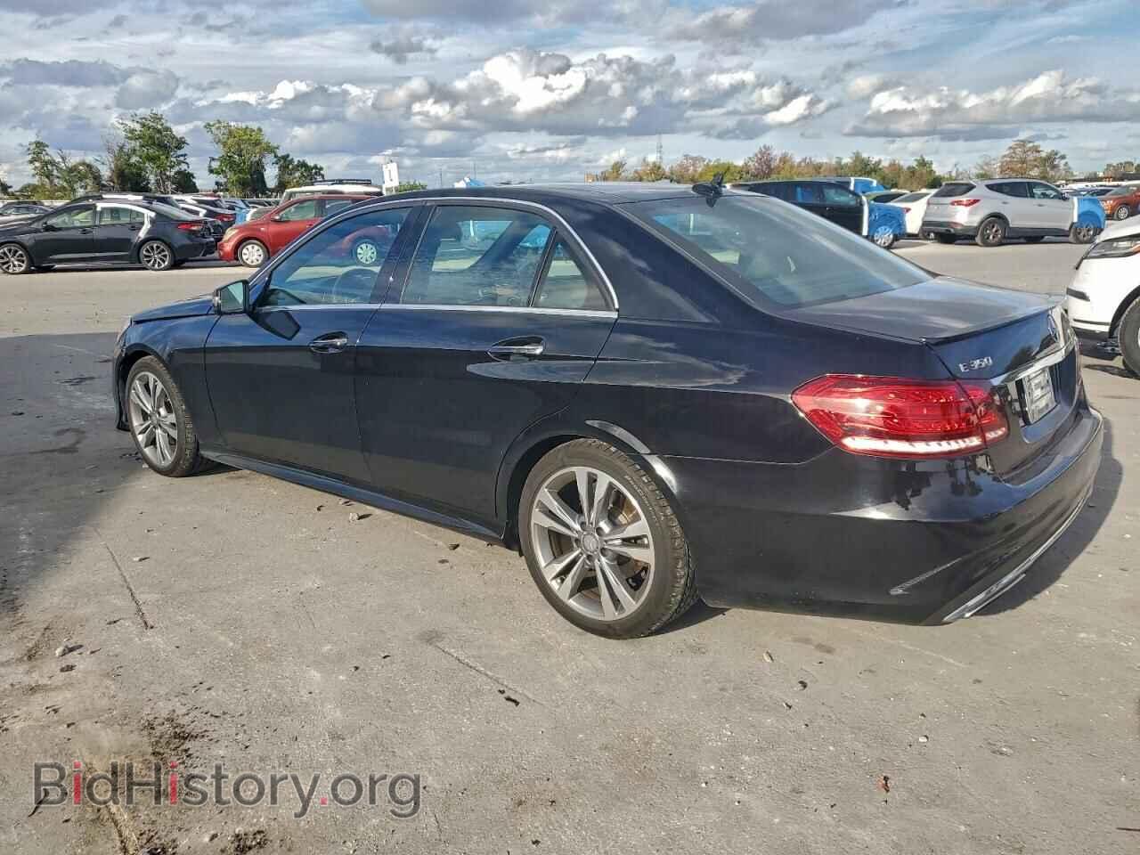 2016 MERCEDES-BENZ E-CLASS - VIN: WDDHF8JB4GB172441 - Фото 2