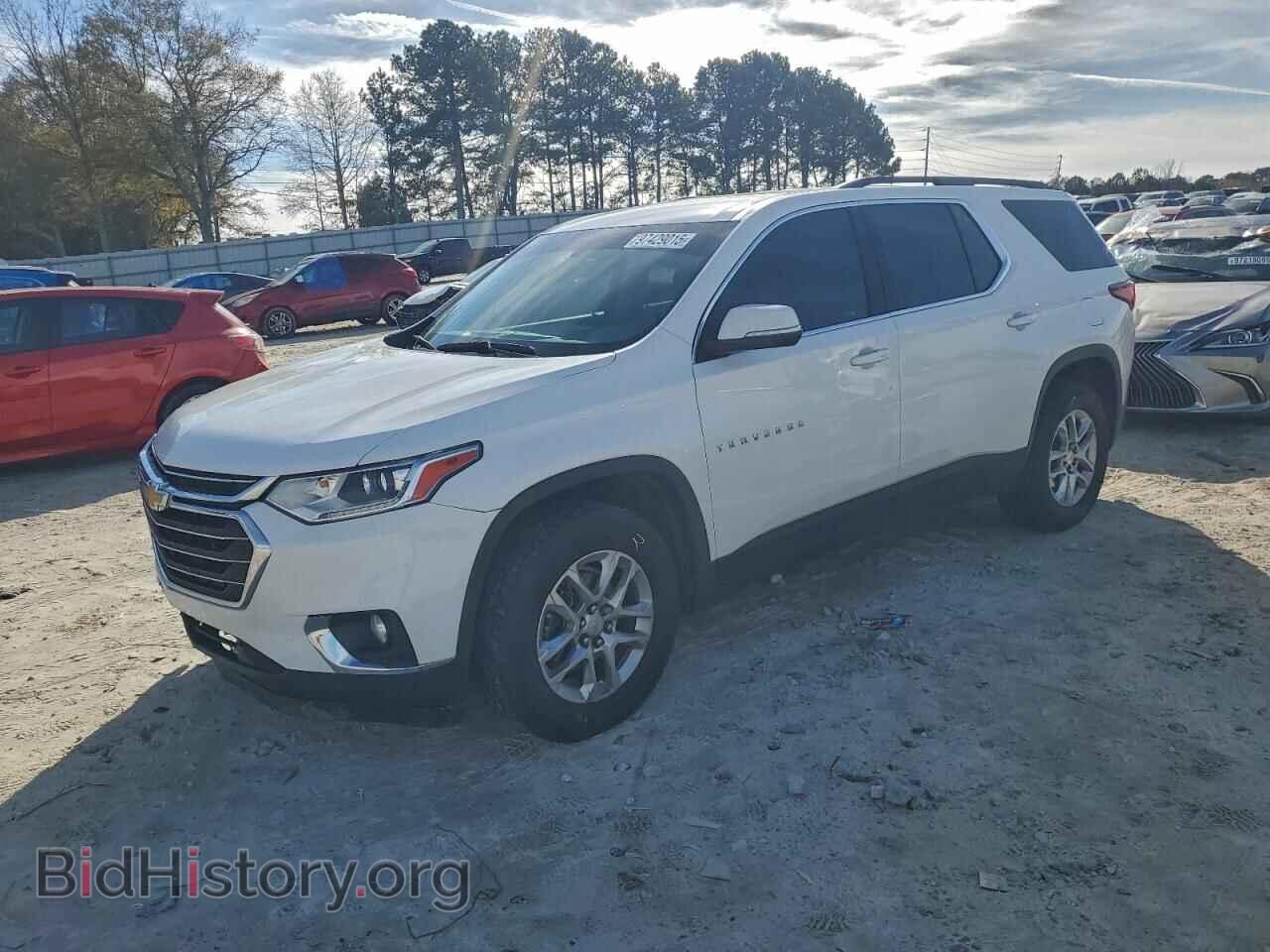 Photo 1GNERGKW3MJ133879 - CHEVROLET TRAVERSE 2021