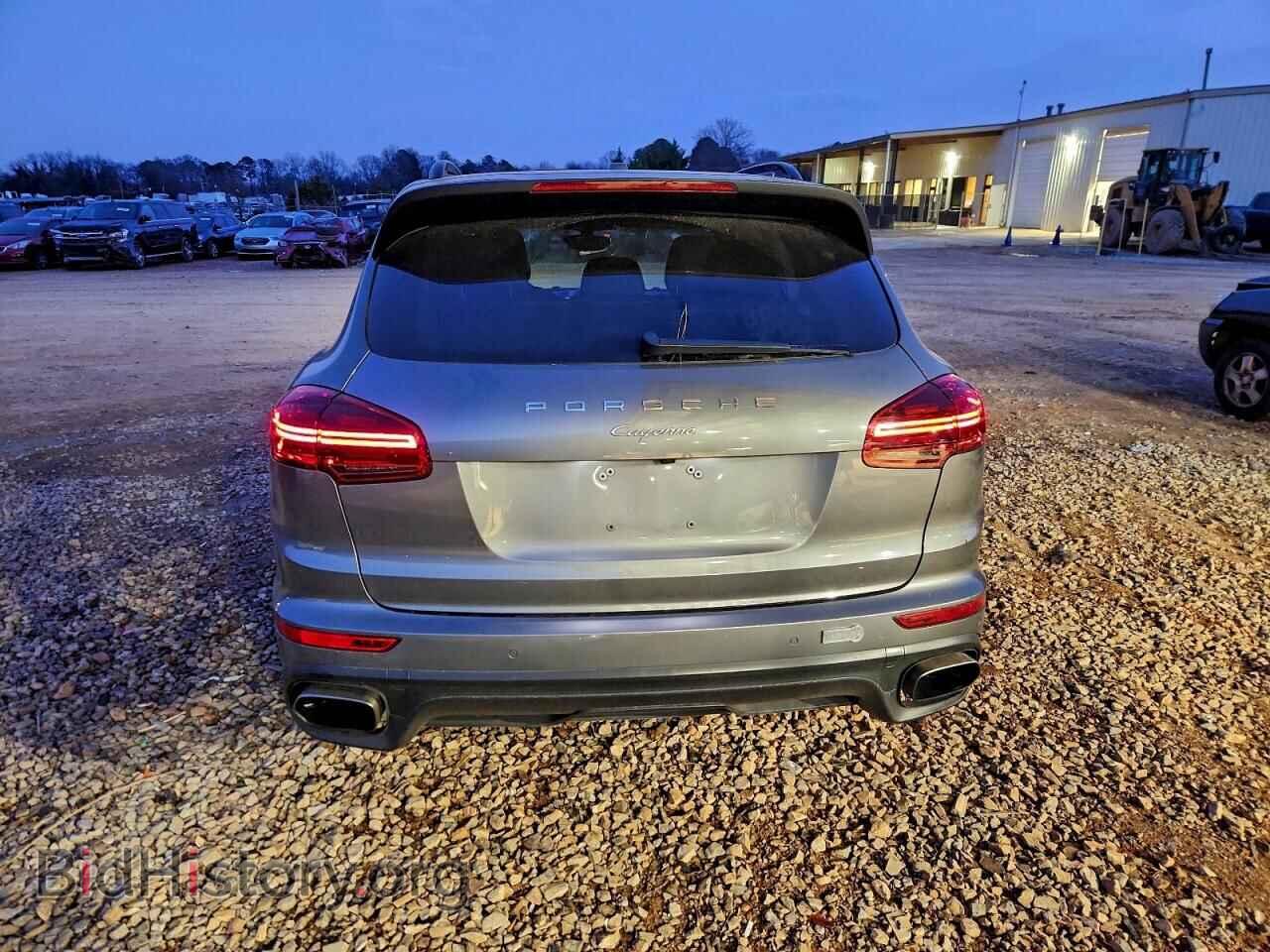 2017 PORSCHE CAYENNE - VIN: WP1AA2A25HKA89608 - Photo 6