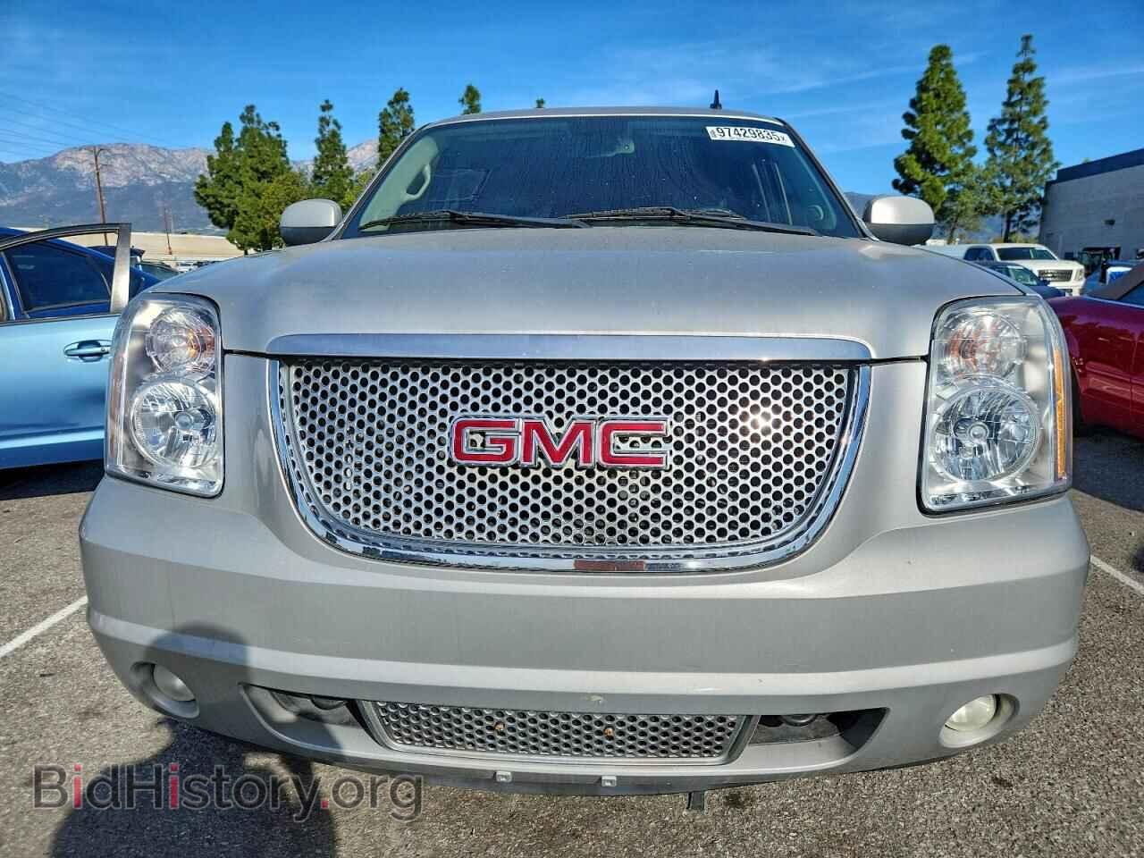 2011 GMC YUKON - VIN: 1GKS2EEF0BR352043 - Photo 5