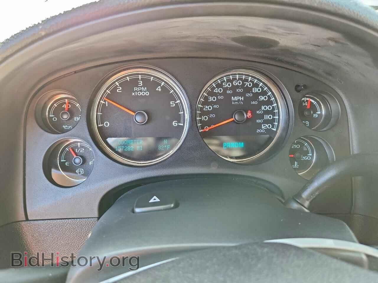 2011 GMC YUKON - VIN: 1GKS2EEF0BR352043 - Photo 9