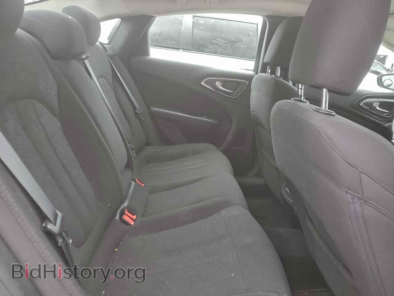 2015 CHRYSLER 200 - VIN: 1C3CCCFBXFN609255 - Photo 10