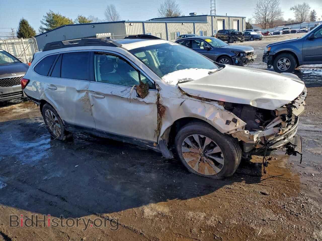 2017 SUBARU OUTBACK - VIN: 4S4BSANC6H3224620 - Фото 4