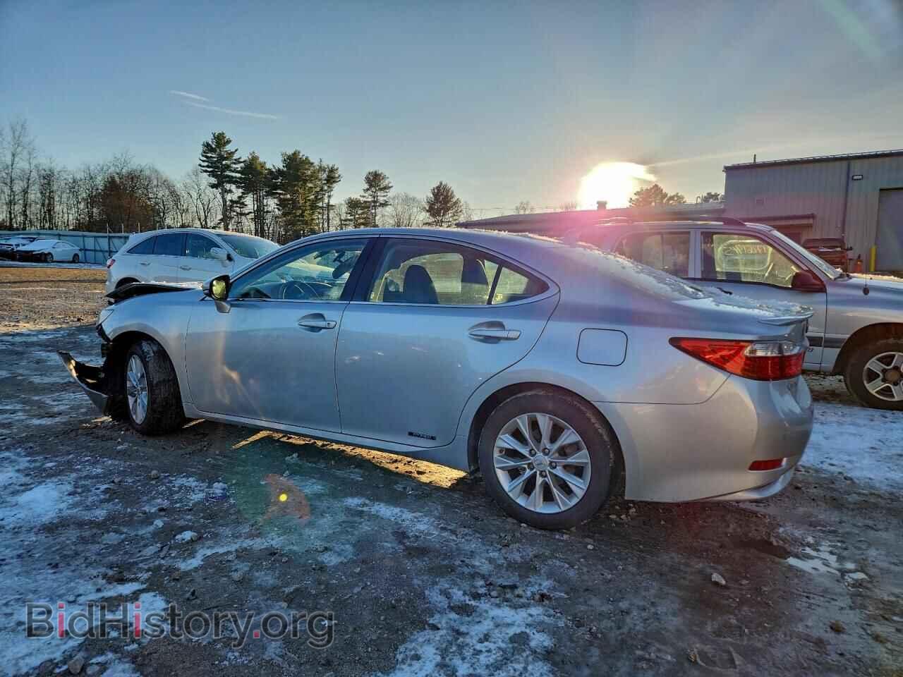 2014 LEXUS ES300 - VIN: JTHBW1GG4E2042925 - Photo 2