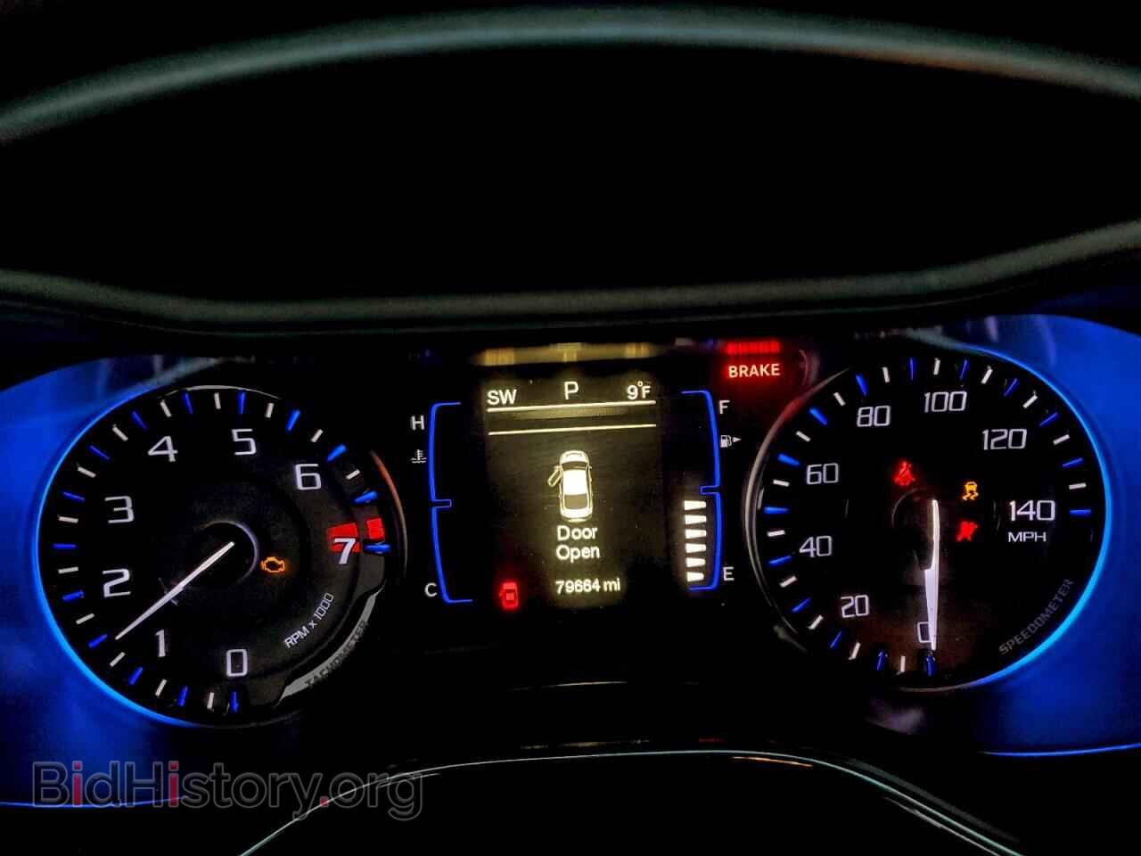 2015 CHRYSLER 200 - VIN: 1C3CCCDGXFN567460 - Фото 9