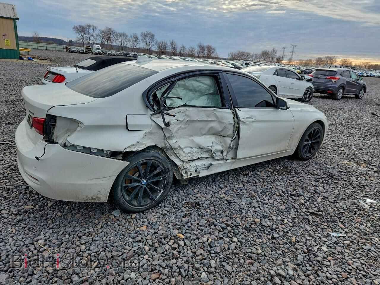 2017 BMW 3 SERIES - VIN: WBA8E5G31HNU45246 - Фото 3